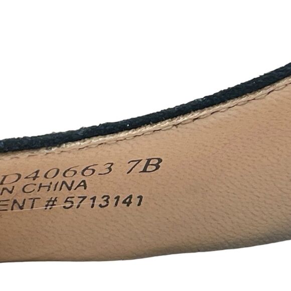 Cole Haan Black Suede Nike Air Wedge Heels Size 7 Classic Minimalist Round EUC - Picture 7 of 8